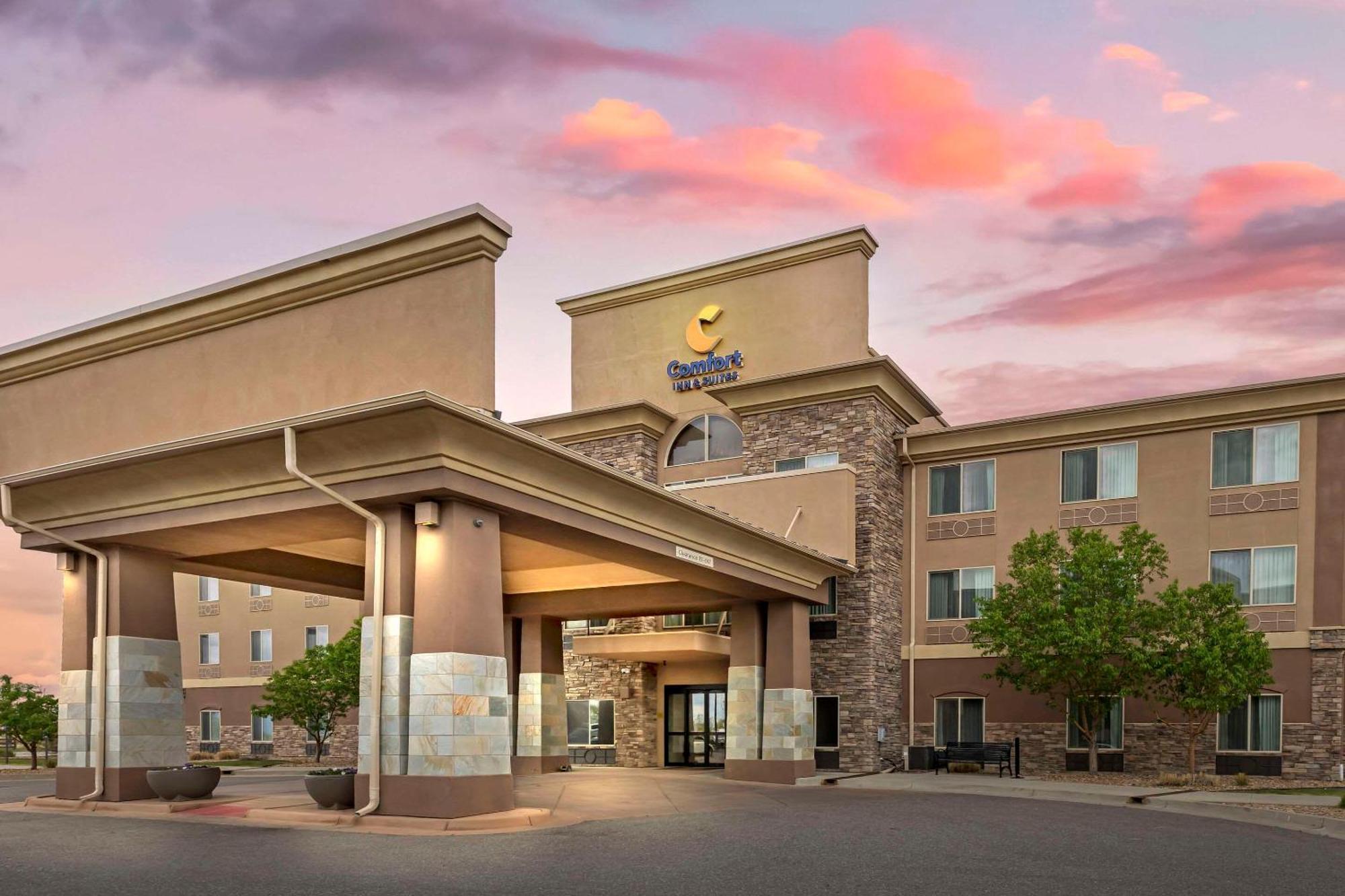 Comfort Inn & Suites Brighton Denver Ne Medical Center Exterior foto